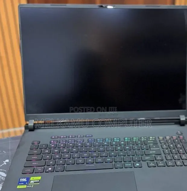 New Laptop Asus ROG Strix G18 32GB Intel Core Ultra 9 SSD 2T