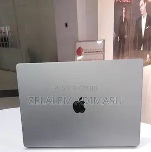 New Laptop Apple MacBook Pro 2021 M1 32GB Apple M1 SSD 1T