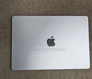 New Laptop Apple MacBook Air 2024 M3 8GB Apple M3 SSD 512GB