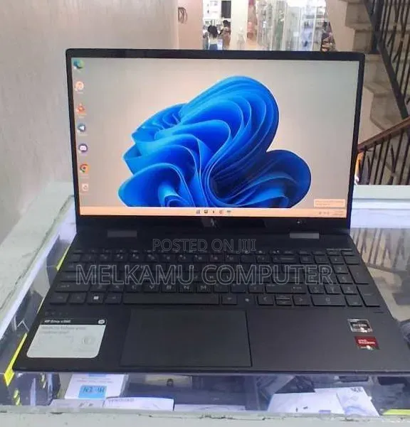 New Laptop HP Envy x360 24GB AMD Ryzen 7 SSD 512GB