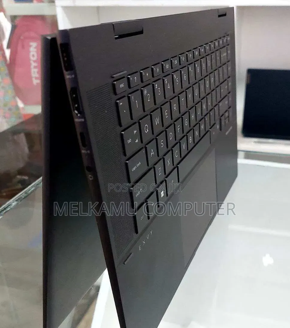New Laptop HP Envy x360 24GB AMD Ryzen 7 SSD 512GB
