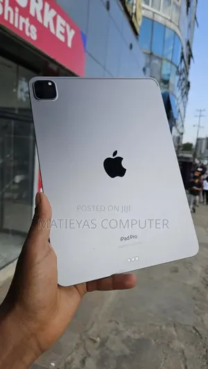 New Apple iPad Pro 128 GB