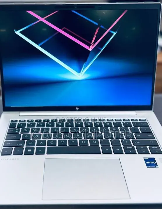 New Laptop HP EliteBook 840 G10 16GB Intel Core i7 SSD 512GB