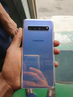 Samsung Galaxy S10 128 GB Blue