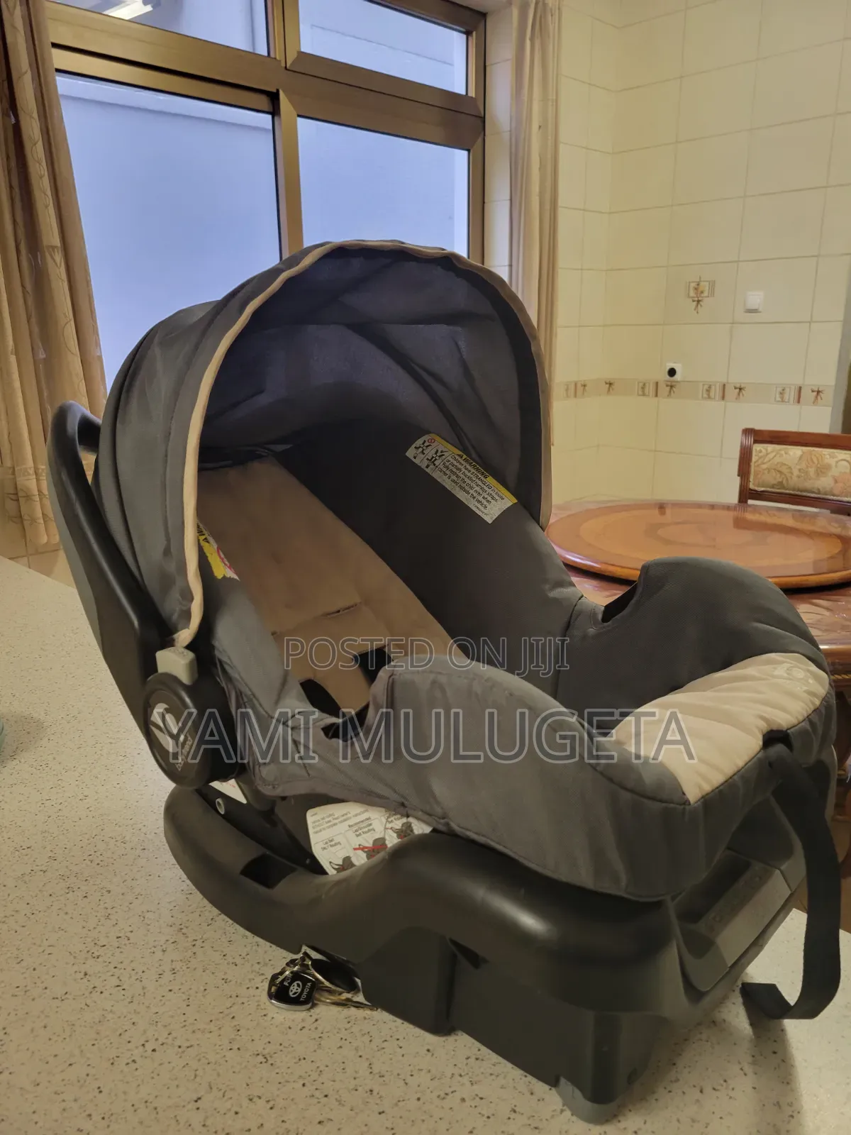 Car Seat Foe Age 0-2. Baby Trends Brand. Used. Brought From America