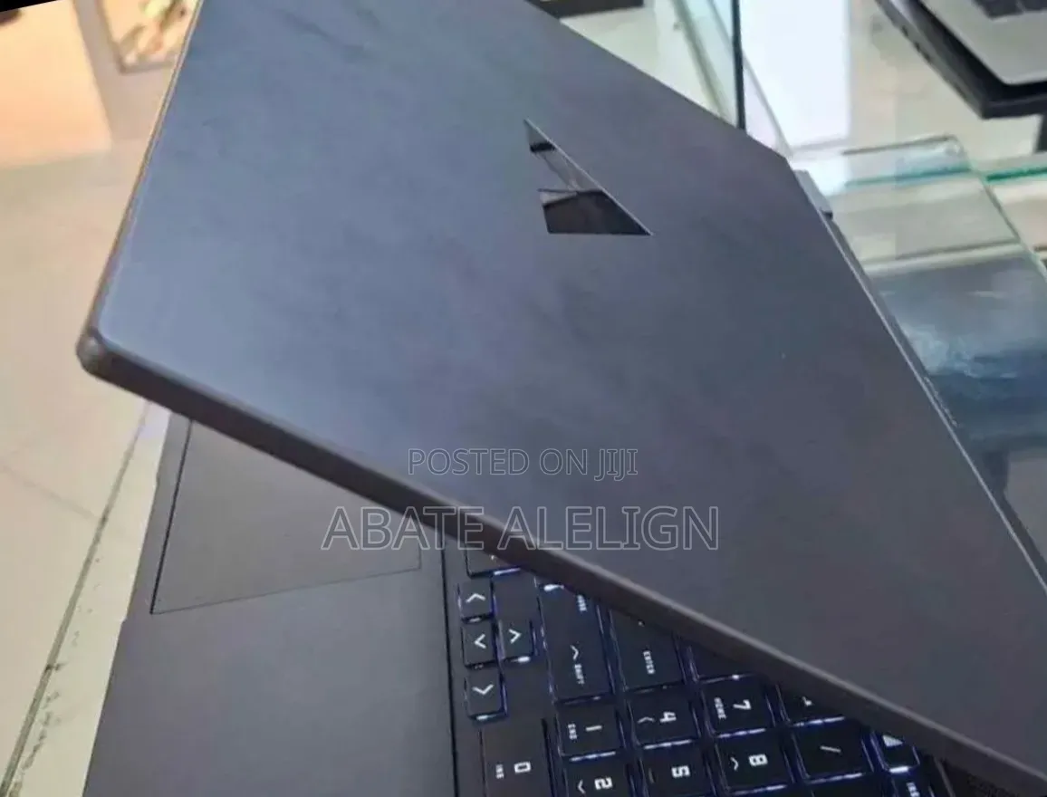 New Laptop HP Victus 15 16GB AMD Ryzen 5 SSD 512GB