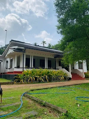 Furnished 6bdrm House in Bole for sale