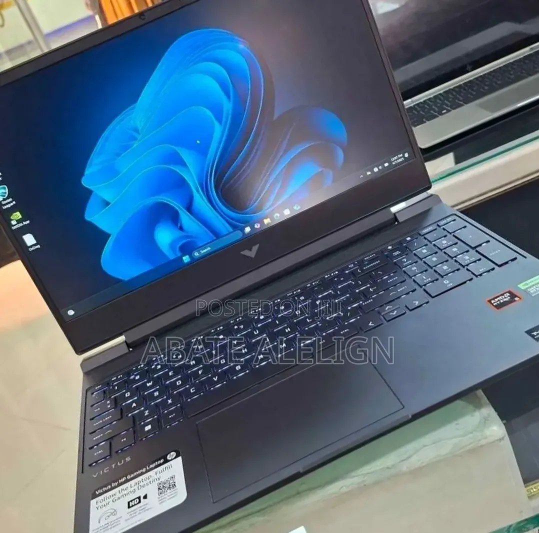 New Laptop HP Victus 15 16GB AMD Ryzen 5 SSD 512GB