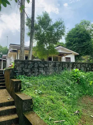 Furnished 6bdrm House in Bole for sale