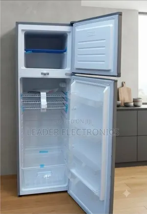 West Refrigerator Model 420 – Spacious Storage, Freshness Reliable