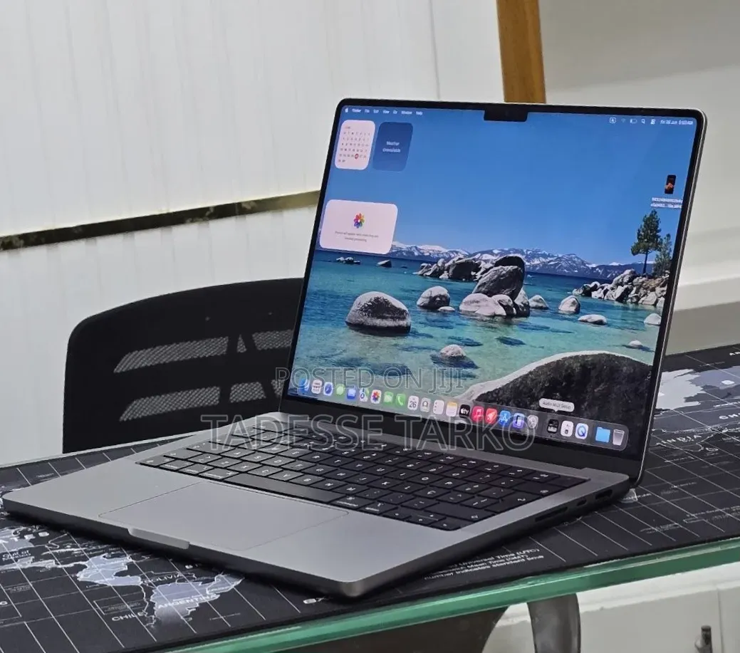 New Laptop Apple MacBook Pro 2021 M1 32GB Apple M1 Pro SSD 512GB