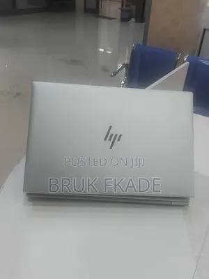 New Laptop HP EliteBook 830 G8 16GB Intel Core i5 SSD 512GB