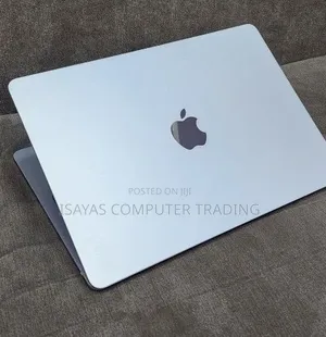 New Laptop Apple MacBook Air 2025 M4 16GB Apple M4 SSD 256GB