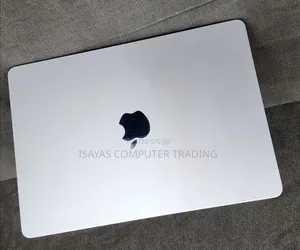 New Laptop Apple MacBook Air 2025 M4 16GB Apple M4 SSD 256GB