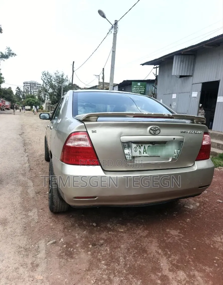 Toyota Corolla 2006 Gold