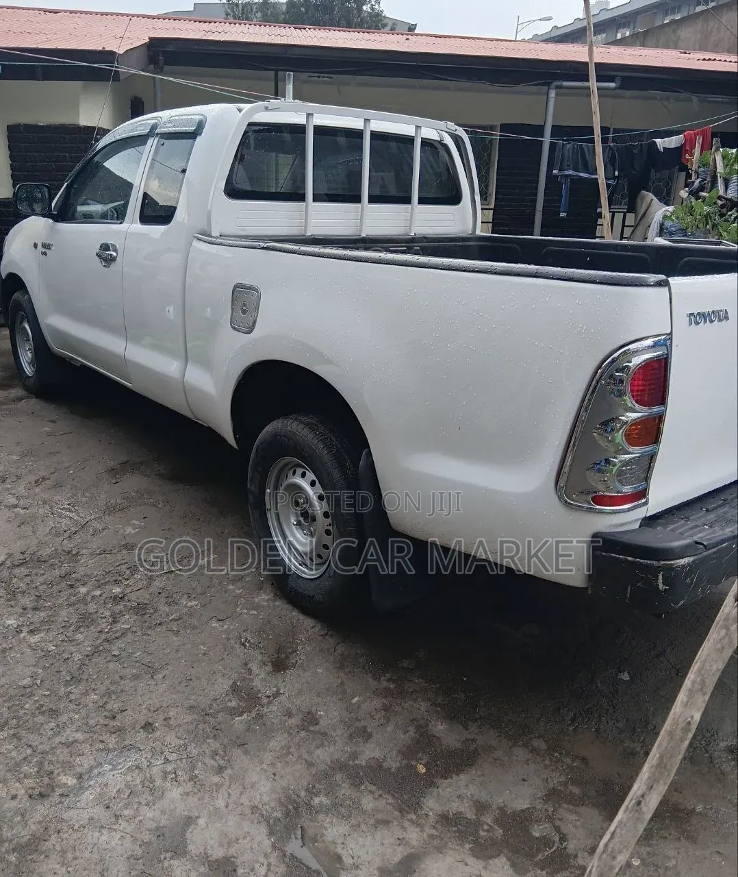 Toyota Hilux 2006 White