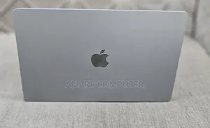 New Laptop Apple MacBook Air 2024 M3 8GB Apple M3 SSD 512GB