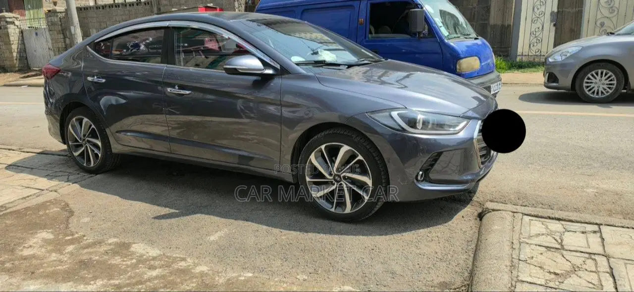 Hyundai Avante 2017 Gray