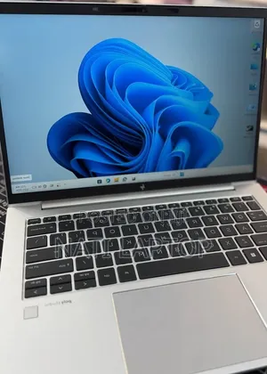New Laptop HP EliteBook 840 G10 16GB Intel Core i7 SSD 512GB
