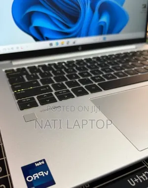 New Laptop HP EliteBook 840 G10 16GB Intel Core i7 SSD 512GB