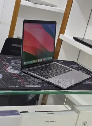 New Laptop Apple MacBook Pro 8GB Intel Core i5 SSD 512GB