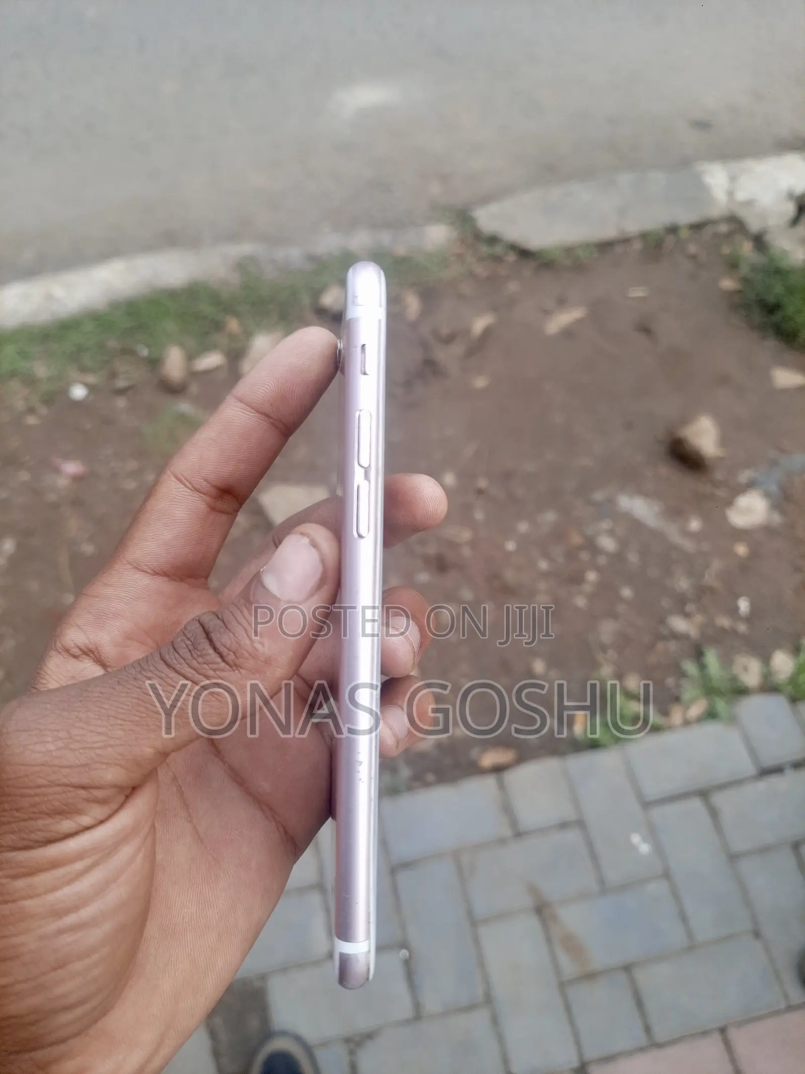 Apple iPhone 6s 32 GB Purple