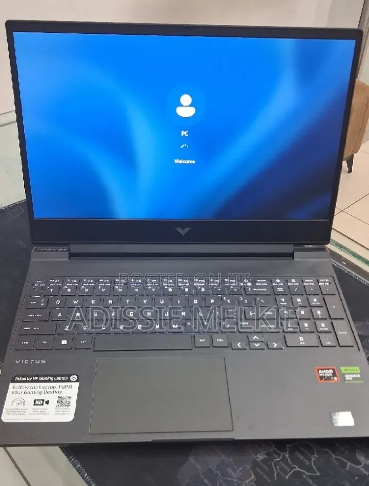 New Laptop HP Victus 15 16GB AMD Ryzen 5 SSD 512GB