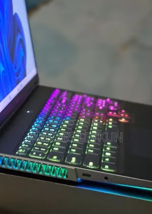 New Laptop Lenovo Legion 9 32GB AMD Ryzen 9 SSD 1T