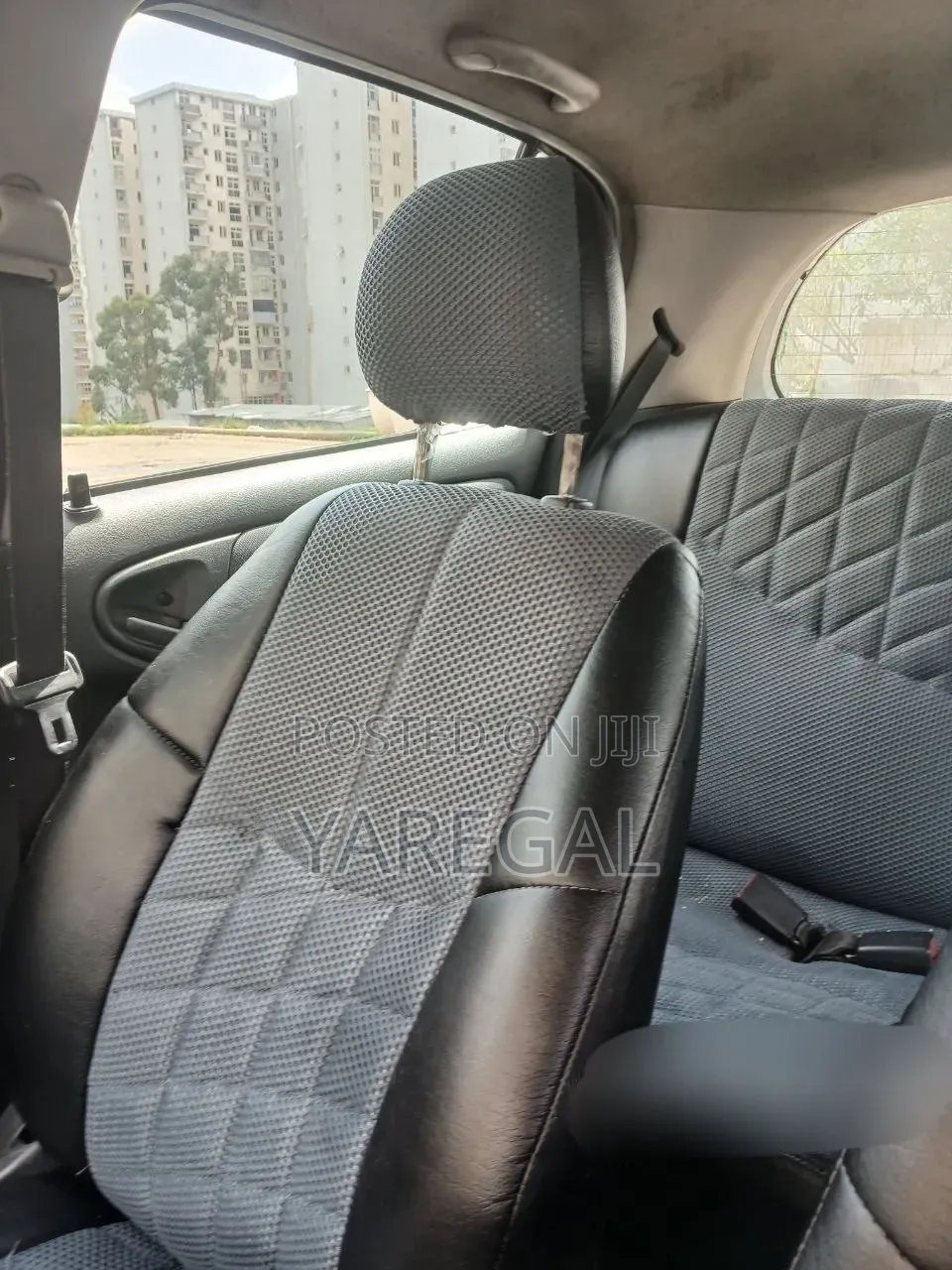 Toyota Vitz 2001 Silver
