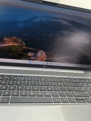 New Laptop HP ZBook Studio G8 32GB Intel Core i7 SSD 512GB