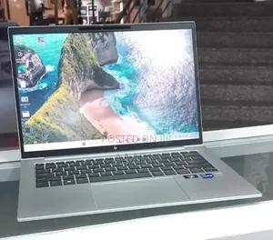 New Laptop HP EliteBook 840 G9 16GB Intel Core i5 SSD 512GB