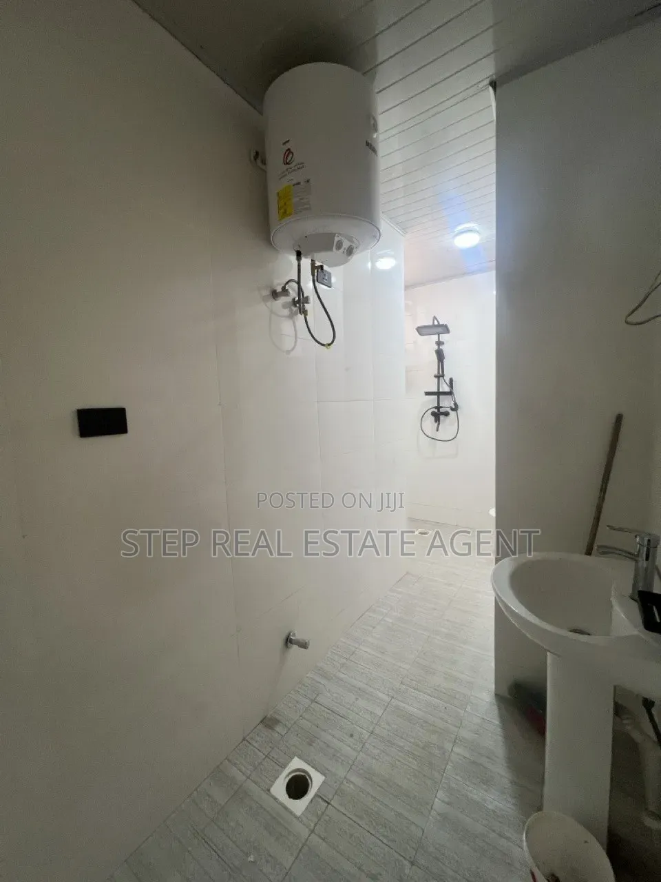 3bdrm Apartment in Bole for rent