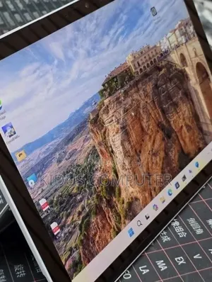 New Laptop Microsoft Surface 16GB Intel Core i7 SSD 512GB