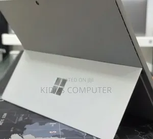 New Laptop Microsoft Surface 16GB Intel Core i7 SSD 512GB