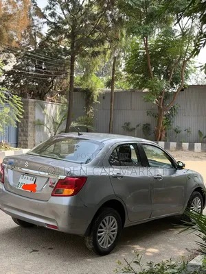 Suzuki Dzire 2022 Silver