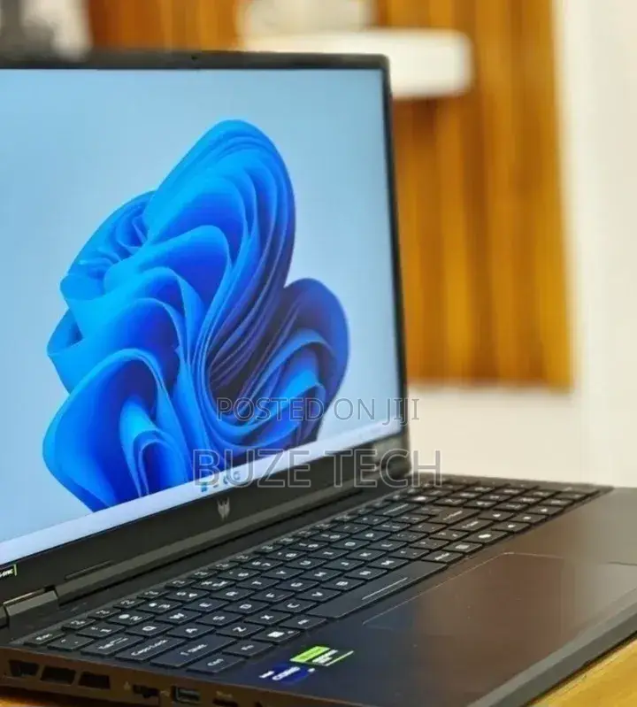 New Laptop Acer Predator Helios 300 16GB Intel Core i9 SSD 1T