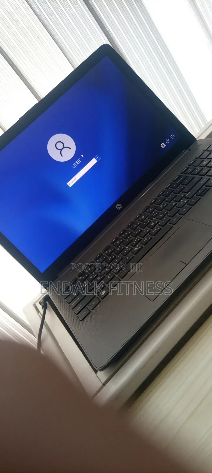 Laptop HP 4GB AMD eMMC 500GB