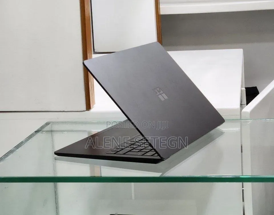 New Laptop Microsoft Surface Laptop 4 16GB Intel Core i7 SSD 512GB