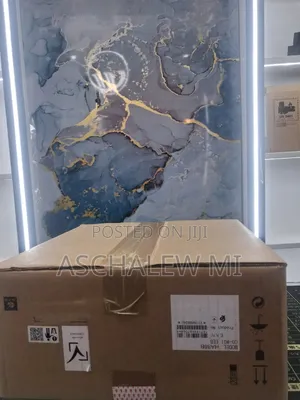 Brand New Packed With Cartoon Epson Projector Model : Co-W01 With