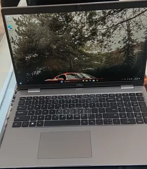 New Laptop Dell Latitude 5540 16GB Intel Core i7 SSD 512GB