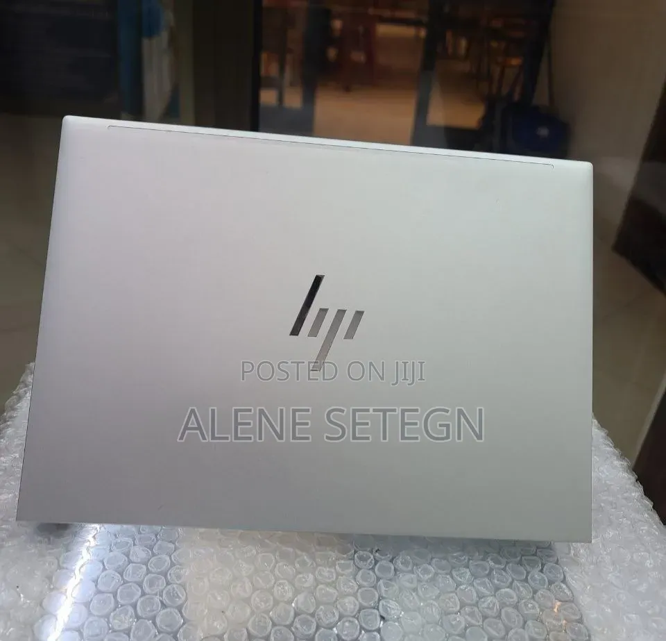 New Laptop HP EliteBook 830 G9 16GB Intel Core i5 SSD 512GB