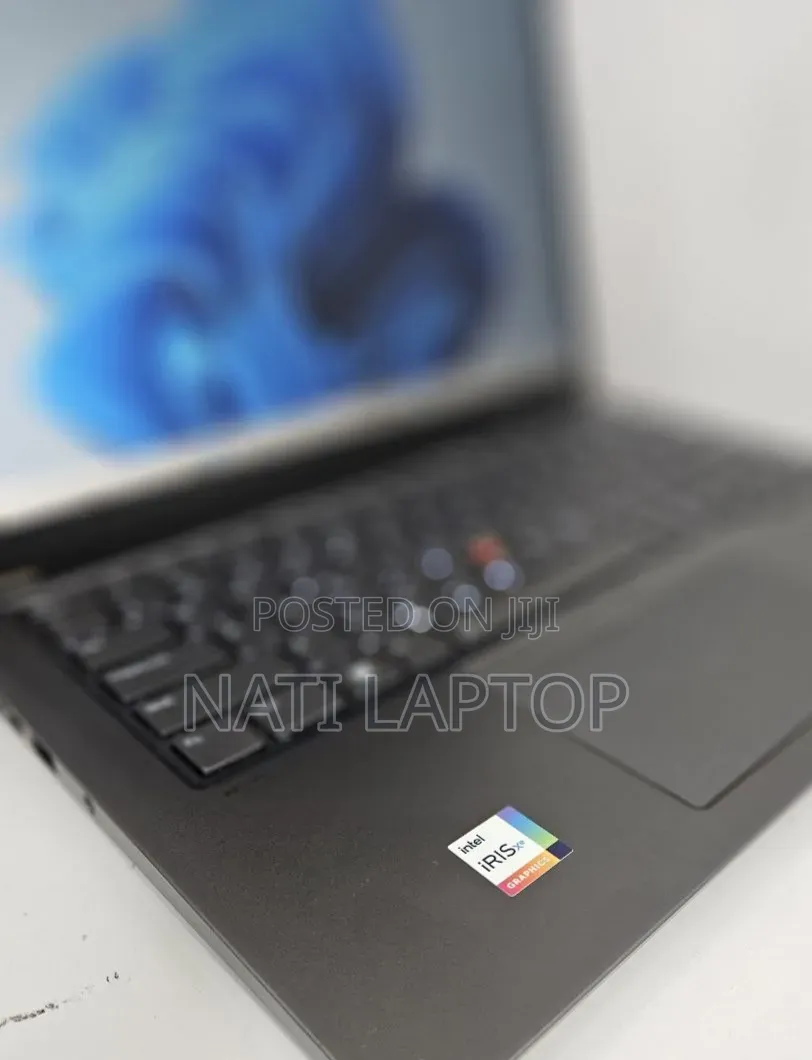 New Laptop Lenovo ThinkPad T14s G4 16GB Intel Core i7 SSD 512GB