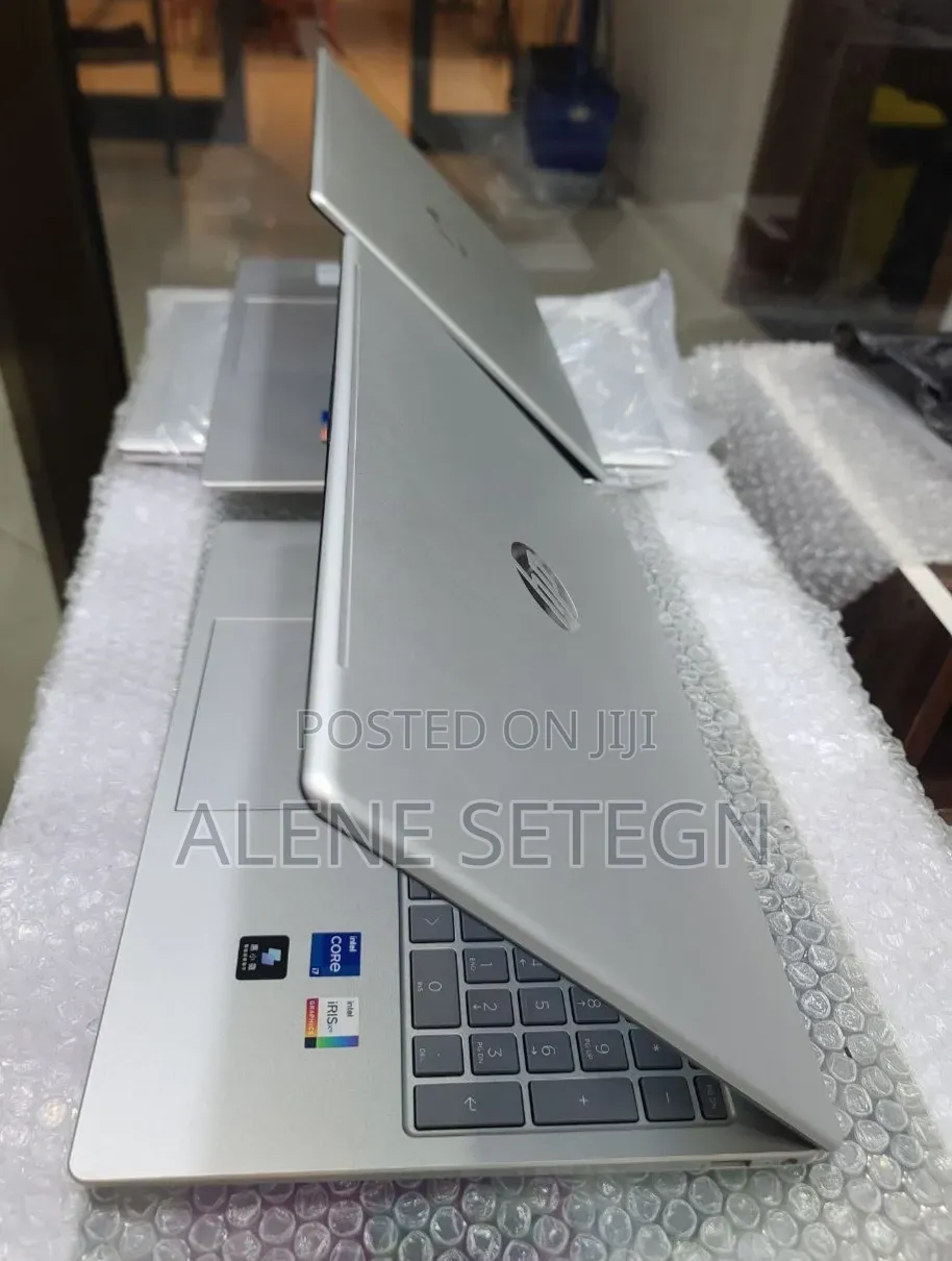New Laptop HP Stream Notebook 16GB Intel Core i7 SSD 1T