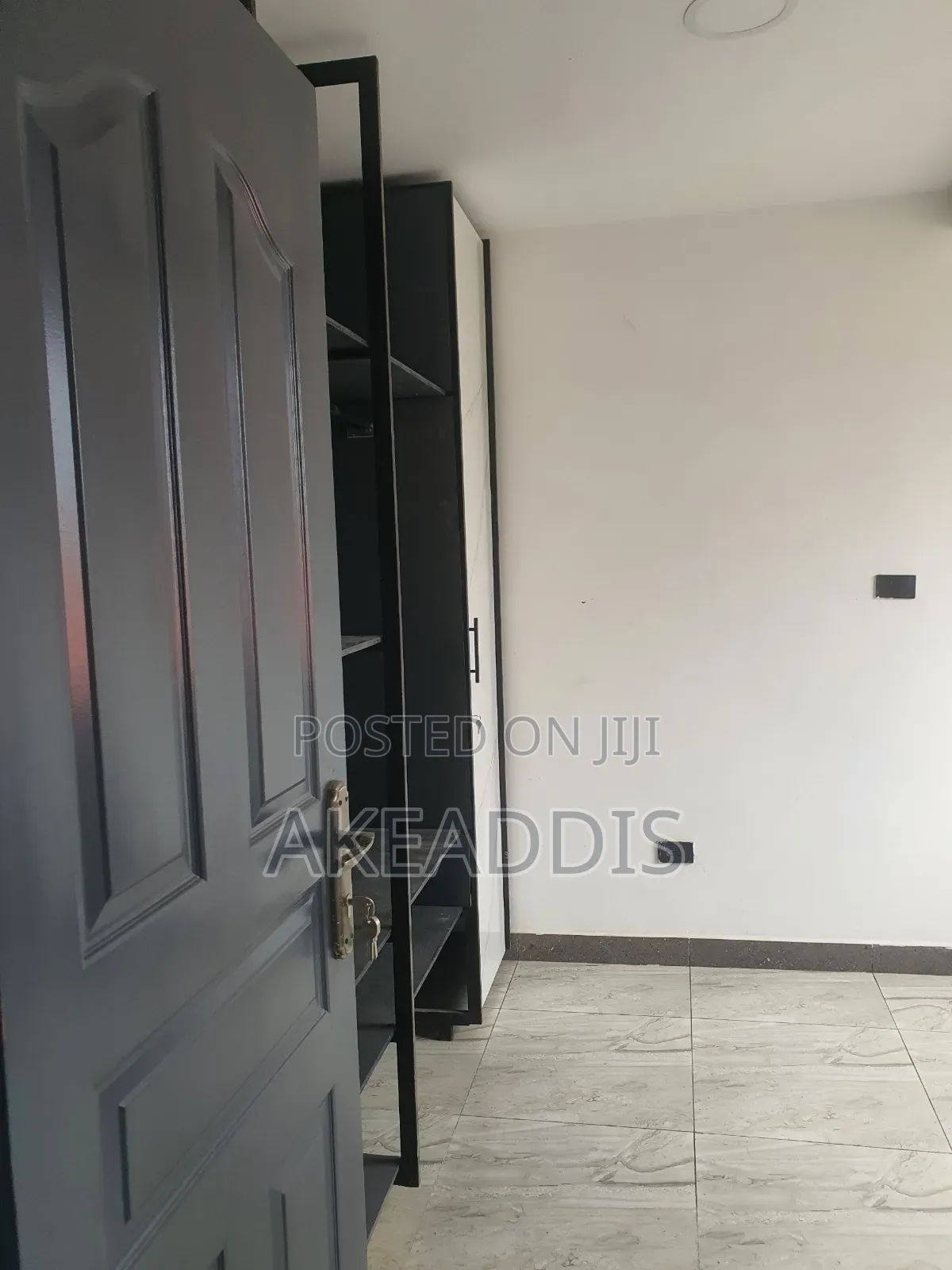 Furnished 1bdrm Condo in Bole Ayat for sale