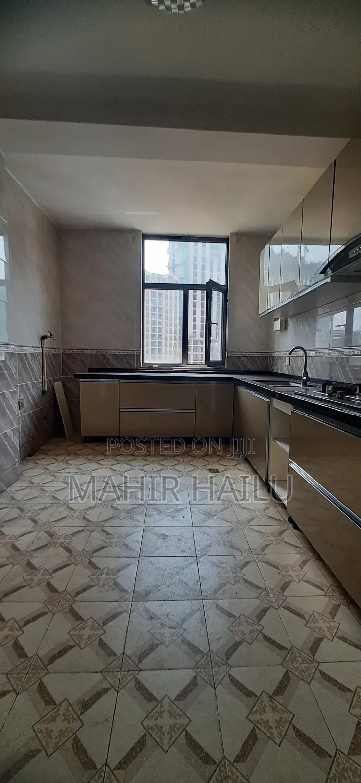 1bdrm Apartment in Real, Bole for rent