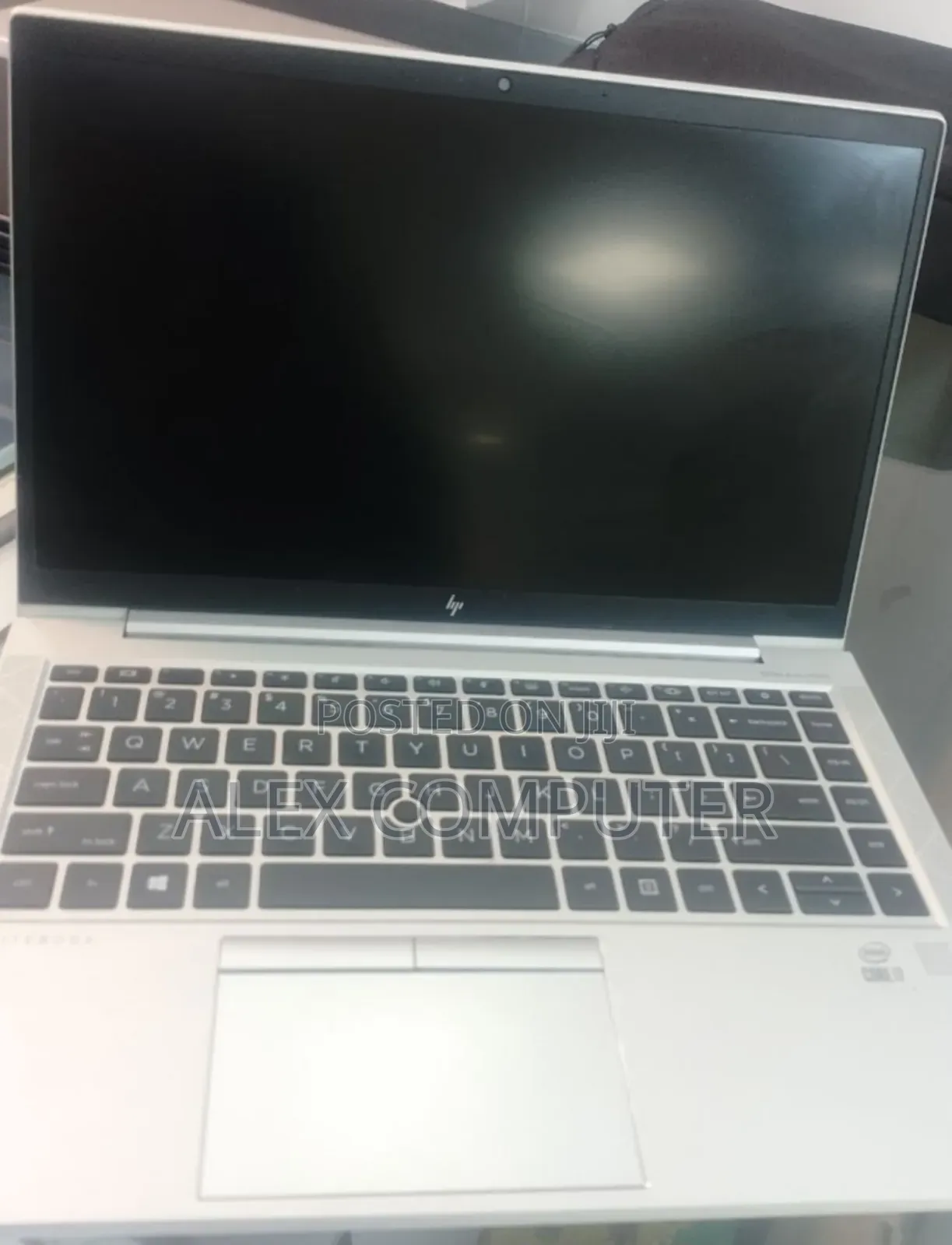 New Laptop HP EliteBook 840 G5 8GB Intel Core i7 SSD 512GB