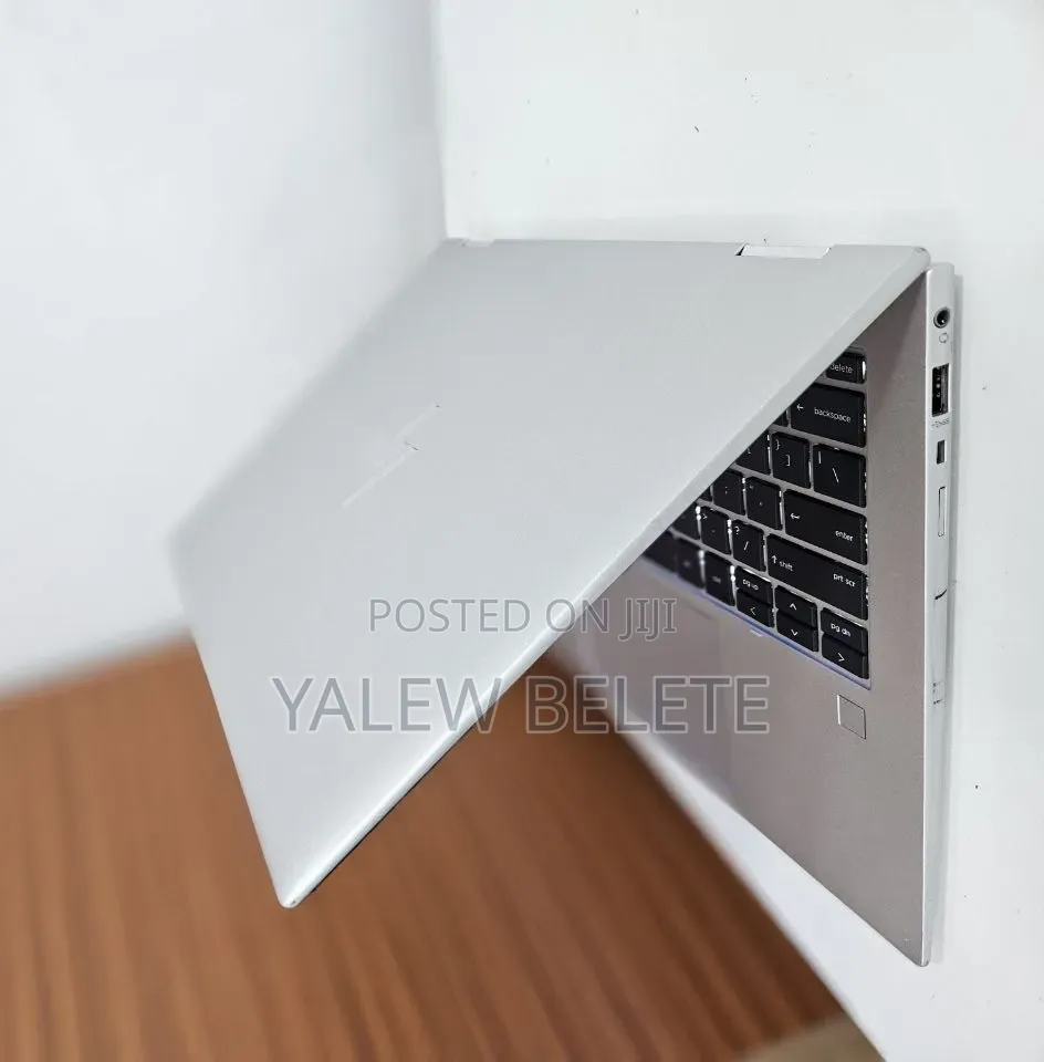 New Laptop HP EliteBook x360 1040 G9 16GB Intel Core i7 SSD 512GB