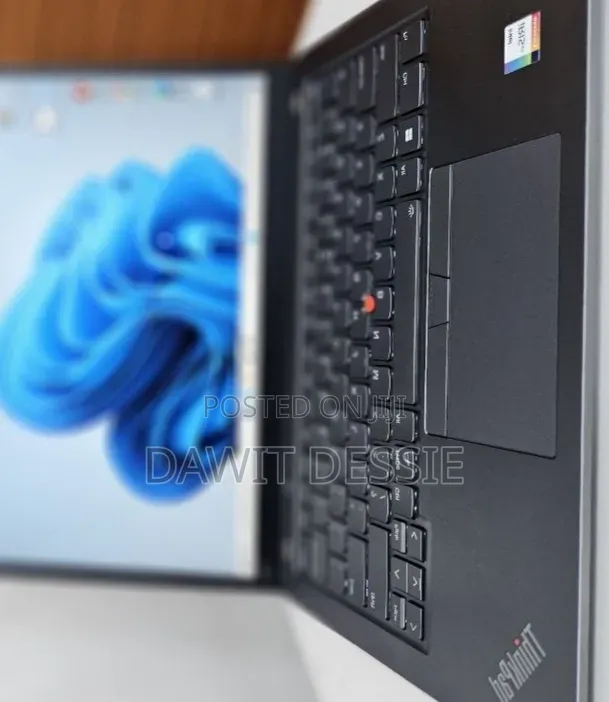 New Laptop Lenovo ThinkPad T14s Gen 1 16GB Intel Core i7 SSD 512GB