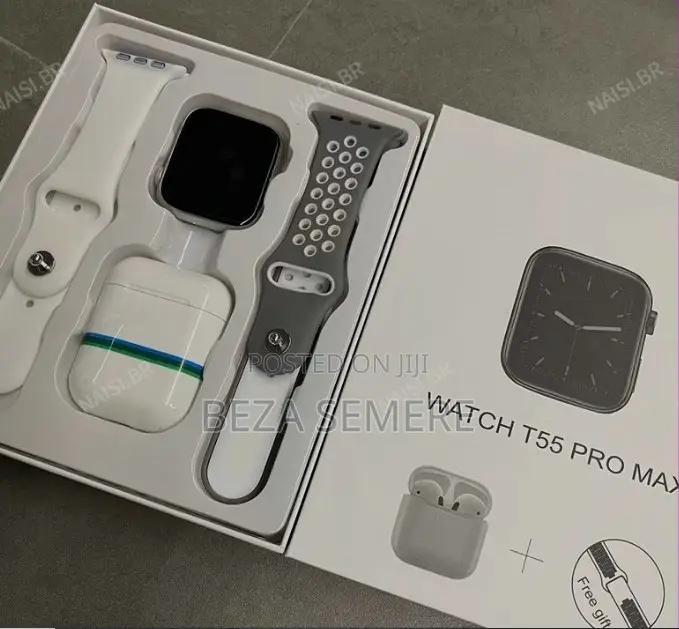 Hands-Free Calling Smart Watch – Perfect Device for Car Drivers