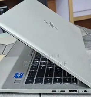 New Laptop HP EliteBook 840 G8 16GB Intel Core i5 SSD 512GB
